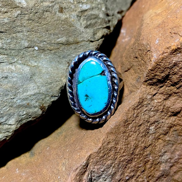 925 Sterling Silver Turquoise Ring - Picture 3 of 7